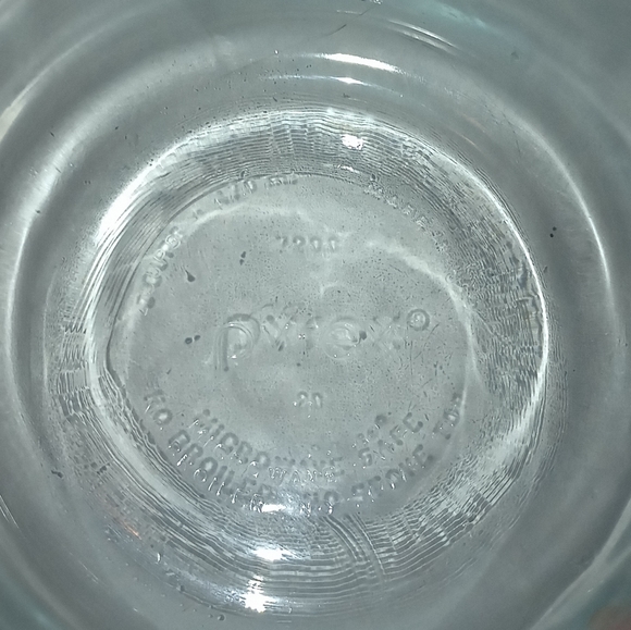 Pyrex 7200 2 Cups 470ML Blue Tint Clear Glass Mixing Bowl Set Of 2 USA No Lids - Picture 5 of 9